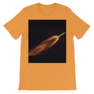 Apollo 7 fotografiado en vuelo por A LOTS (68-HC-641) Camiseta Unisex de Manga Corta