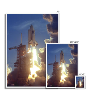 La impresión enmarcada de la NASA del lanzamiento de STS